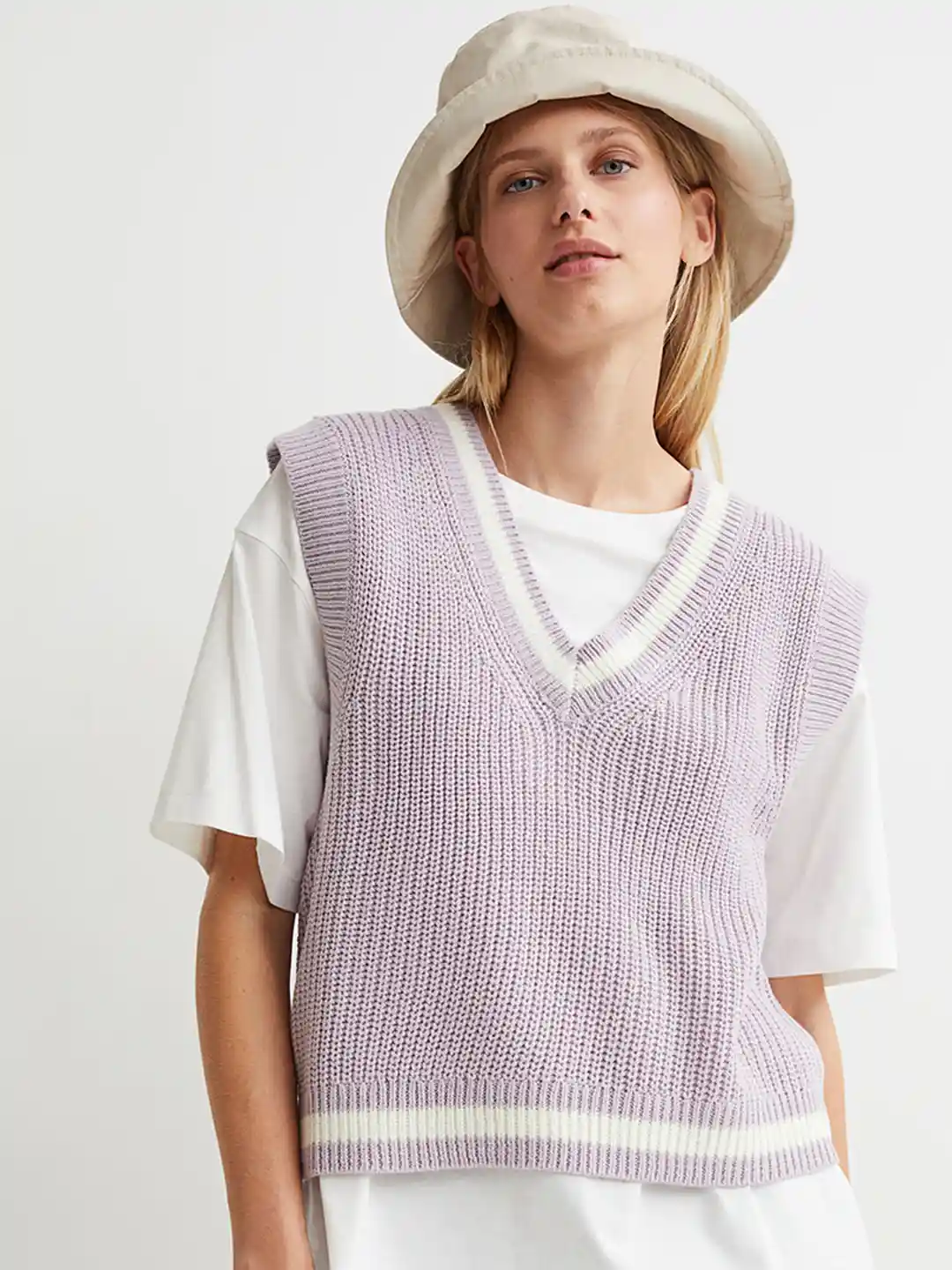 Buy H&M Woman Purple Ribbed sweater vest Sweaters for Women
