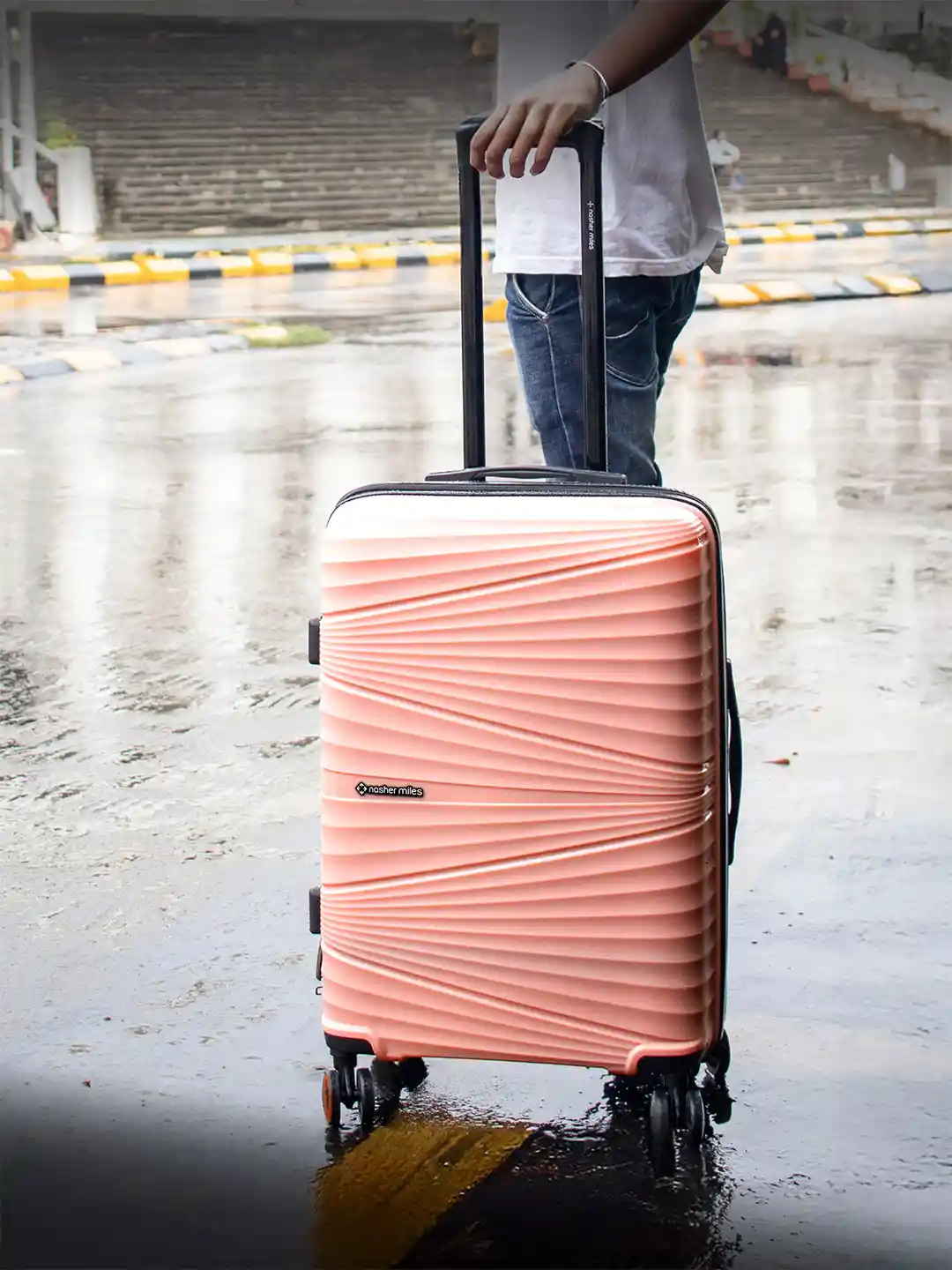 Buy Nasher Miles Mumbai Textured Hard Medium Trolley Bag 65 cm