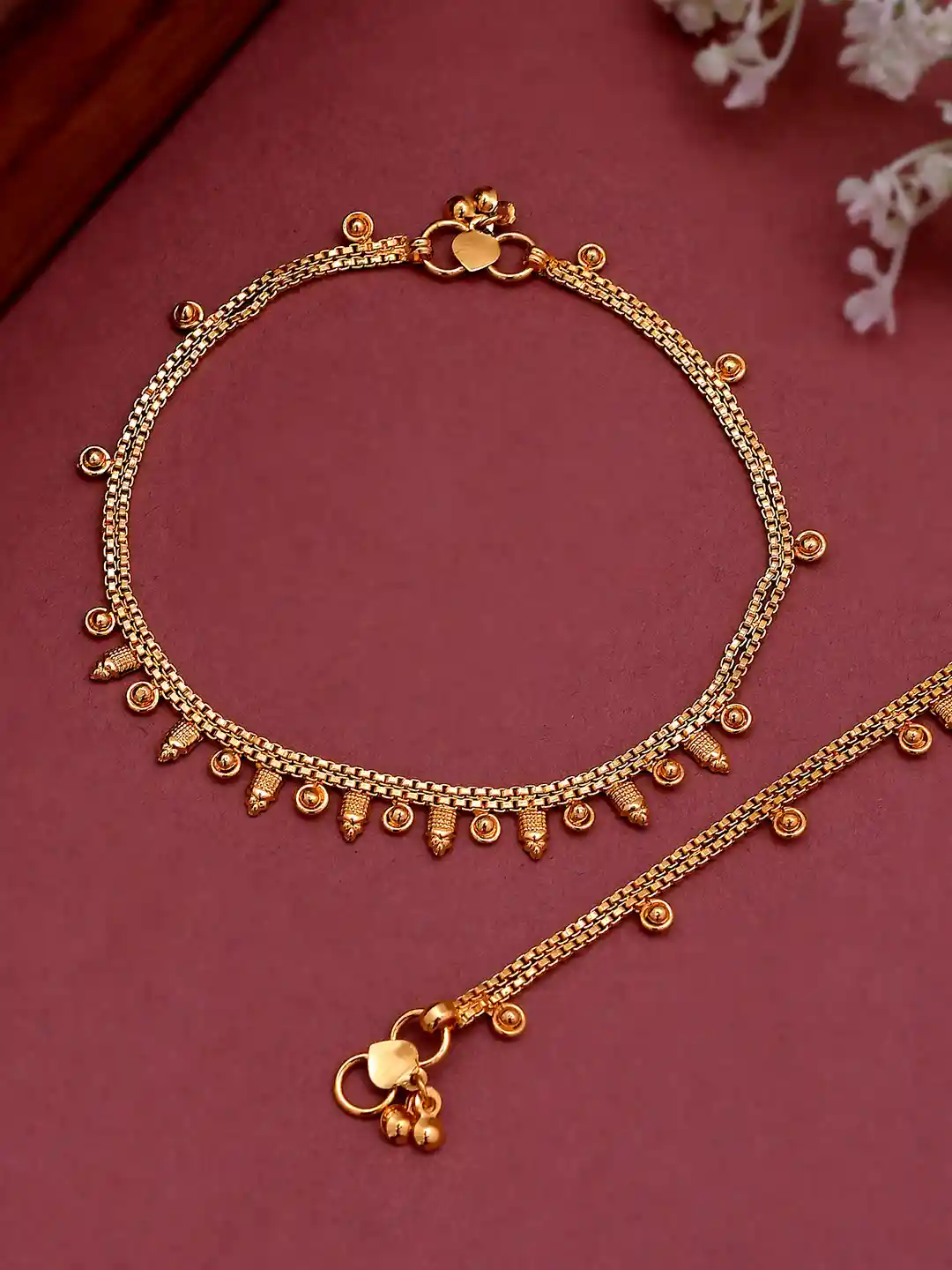 Buy Silvermerc Designs Unisex Golden Delicate Chain Payal Anklet - Main Image