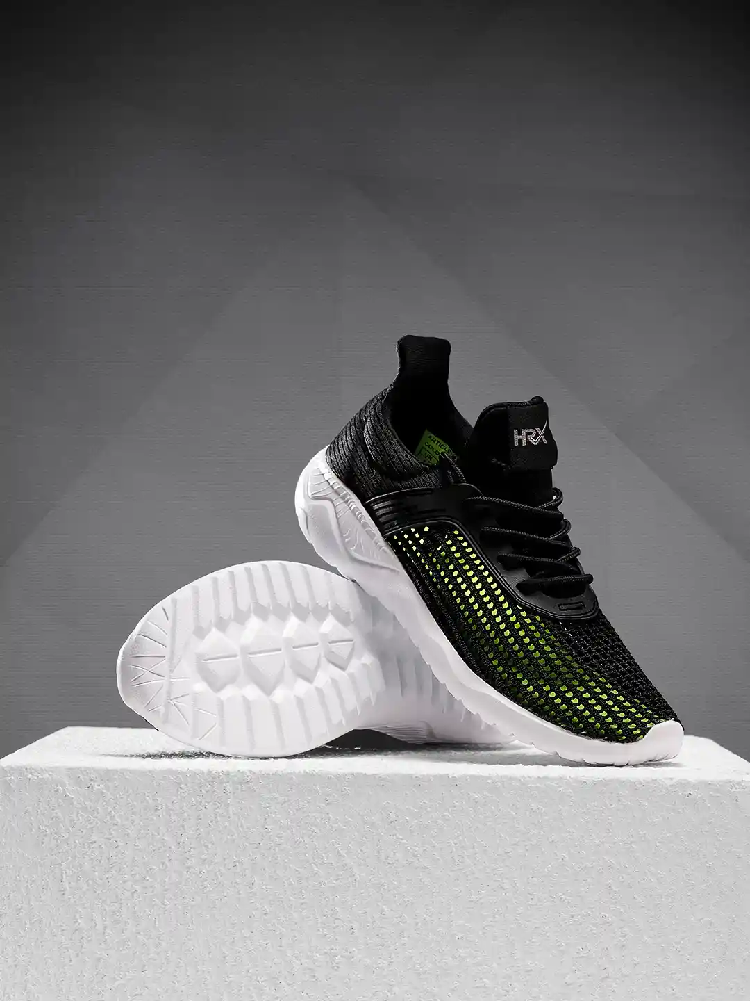 Buy HRX by Hrithik Roshan Men Black Trainer-1 Training or Gym