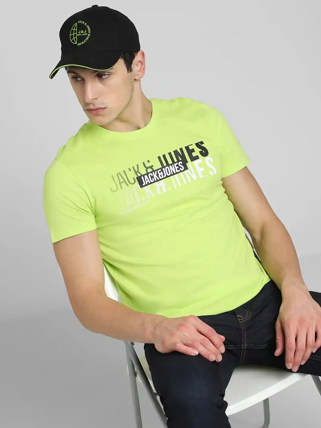 Buy Jack Jones Men Neon Green Typography Printed Pure Cotton
