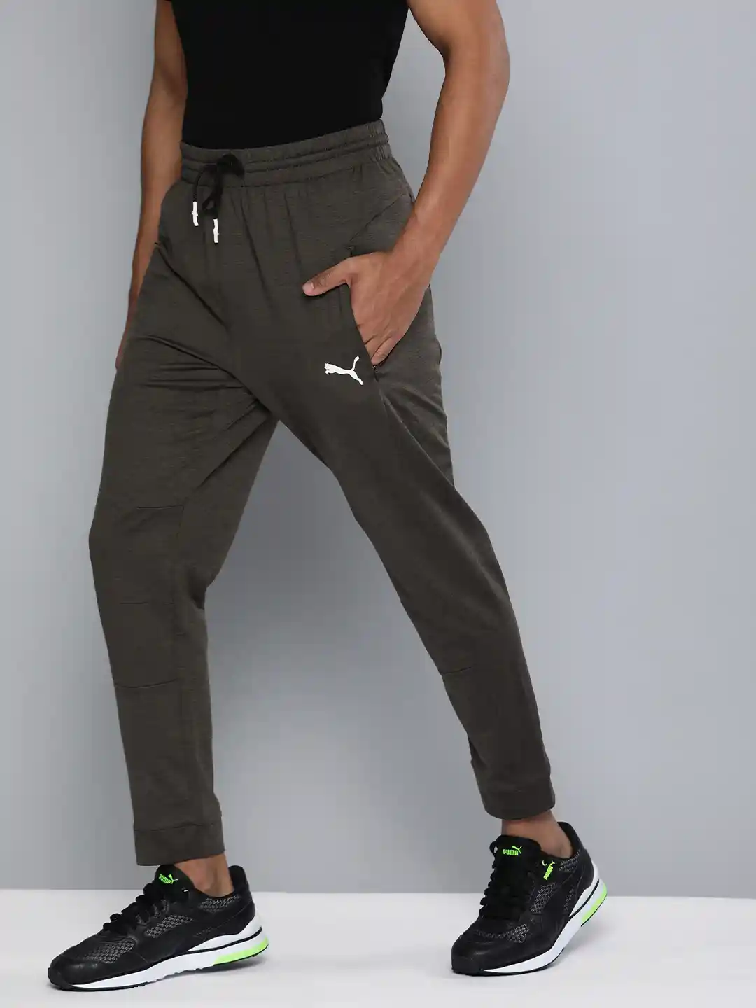 Buy Puma Men Charcoal Grey Melange Solid CLOUDSPUN Stretchable