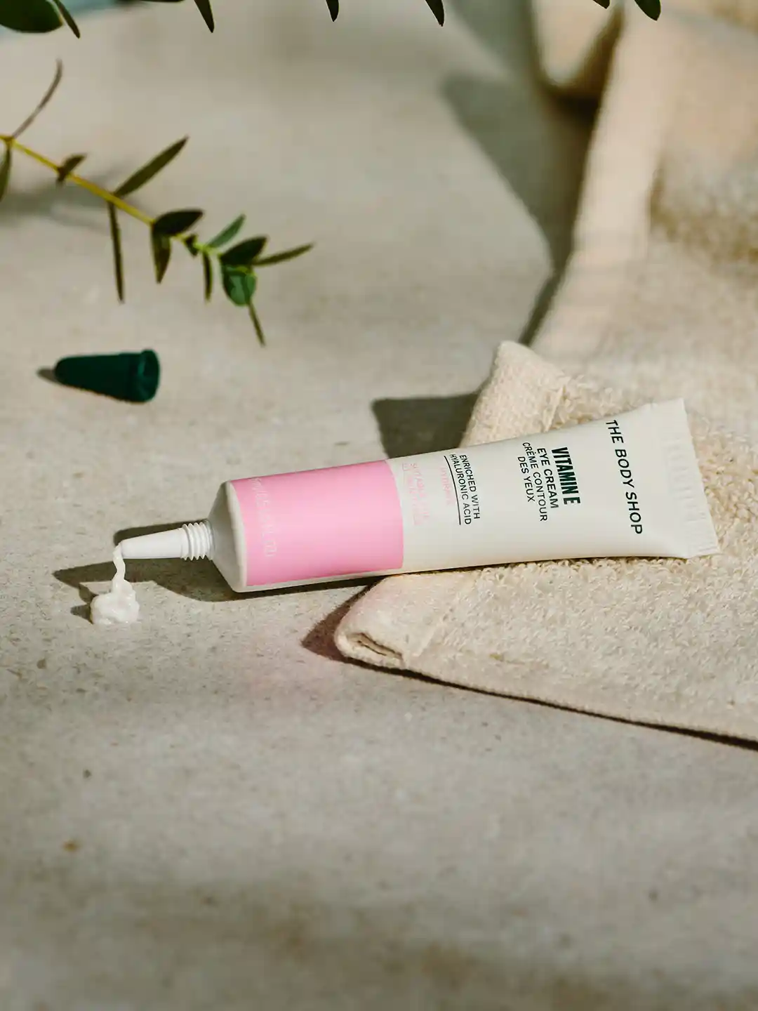 THE BODY SHOP Unisex Vitamin E Eye Cream 15 ml