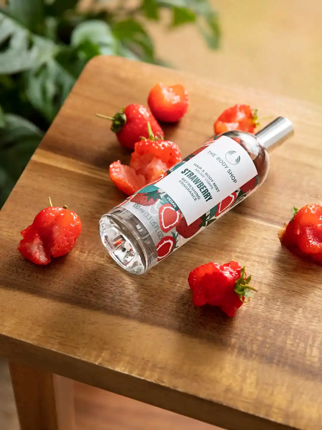 Buy THE BODY SHOP Women Strawberry Body Mist 100 ml Body Mist