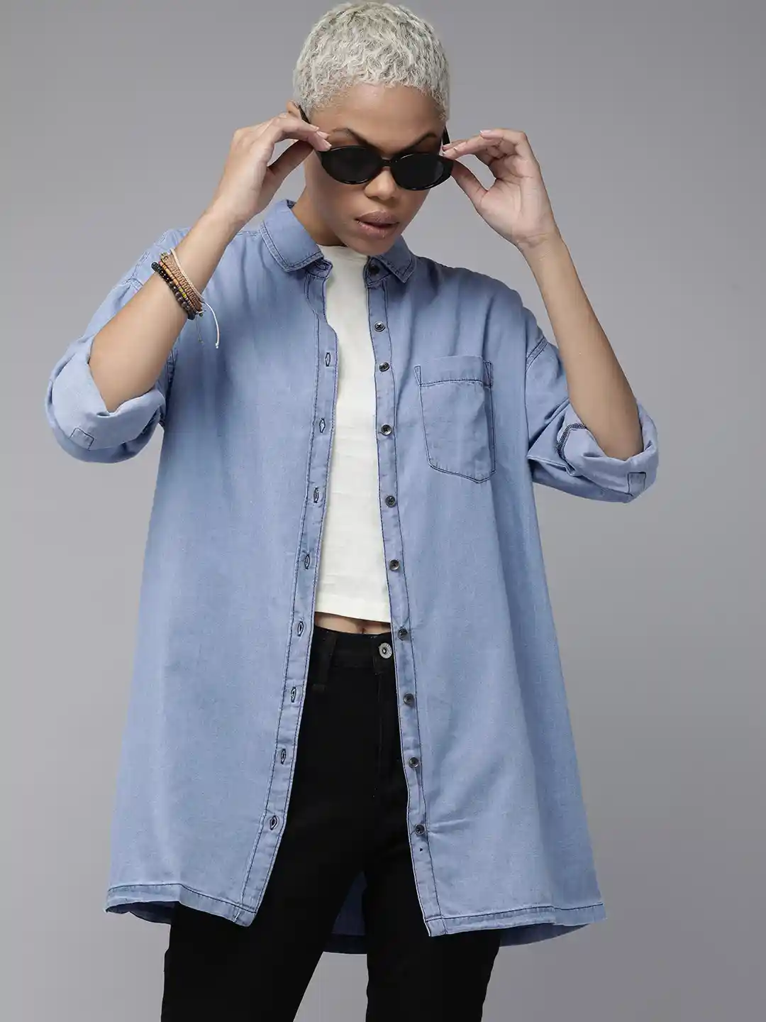 Buy The Roadster Lifestyle Co Women Blue Solid Casual Denim