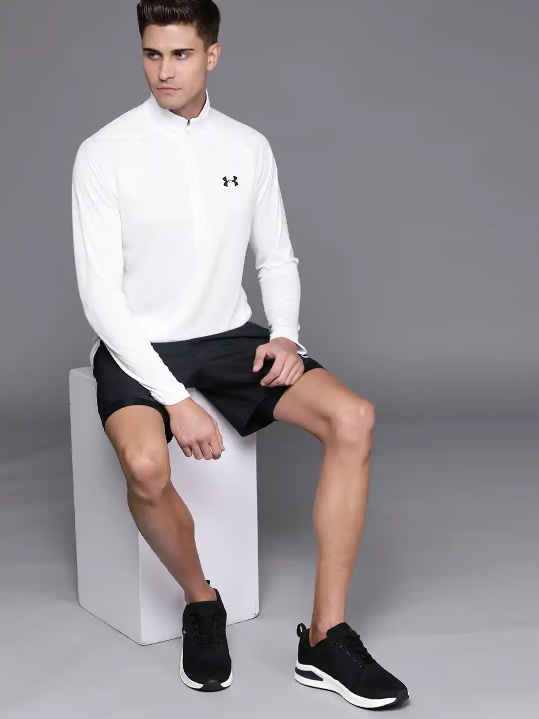 Buy UNDER ARMOUR Men White Solid UA Tech Long Sleeve Loose T-shirt