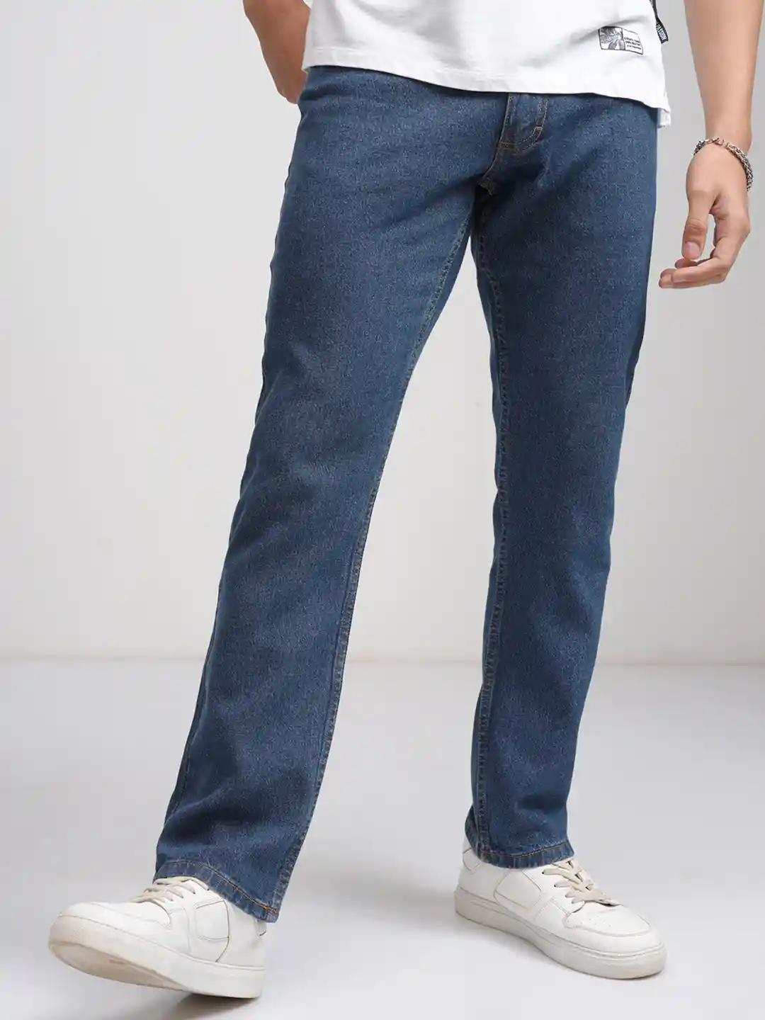 Buy HIGHLANDER Men Blue Straight Fit Clean Look Stretchable Jeans