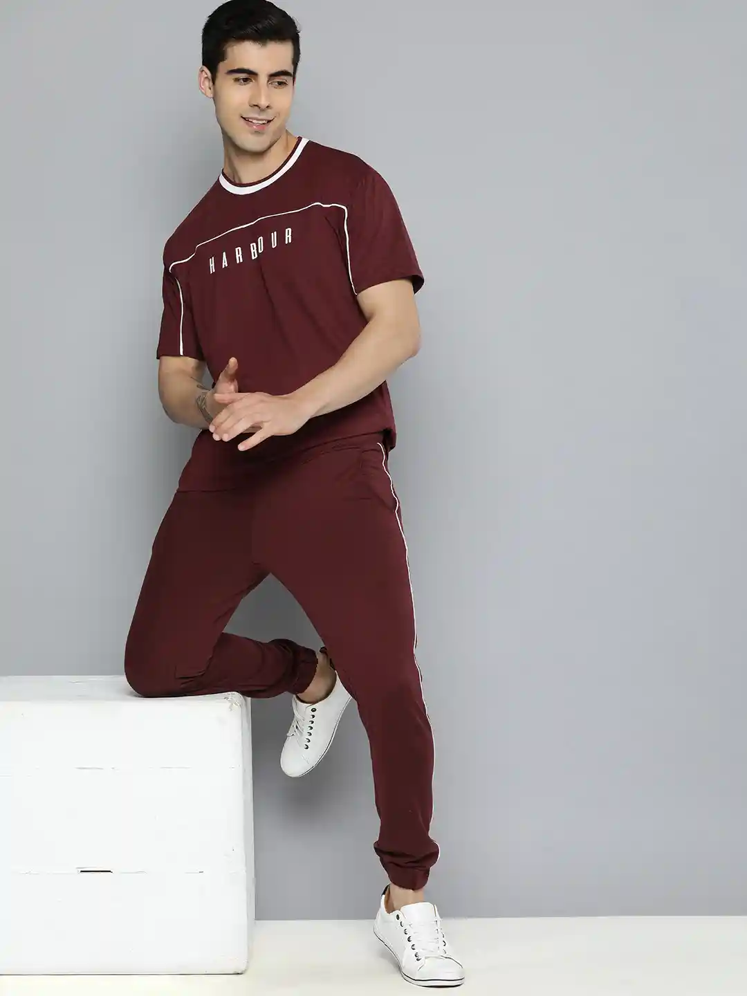 Buy Mast Harbour Men Maroon Printed T-shirt with Joggers Co - Main Image