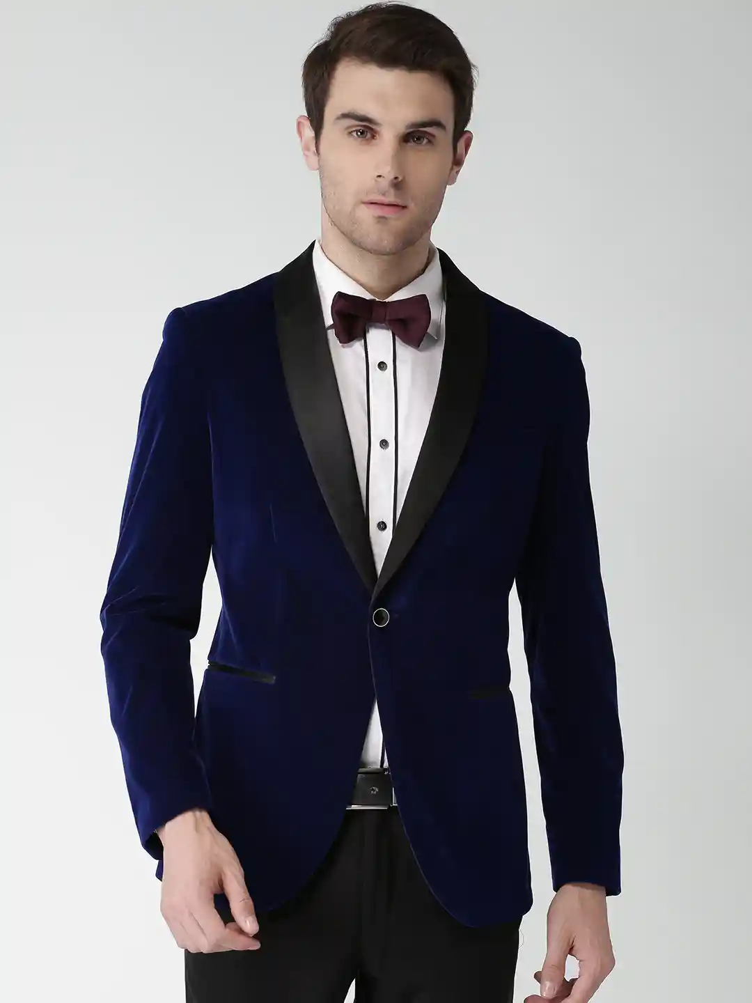Buy INVICTUS Men Navy Slim Fit Velvet Single-Breasted Party Tuxedo