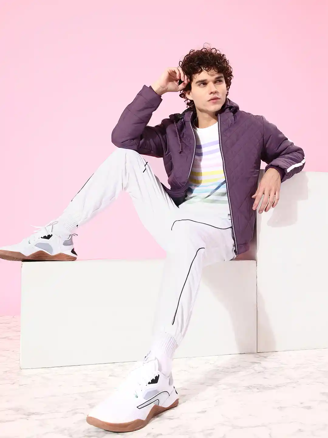 Buy The Roadster Lifestyle Co. Men Purple Solid Hooded Quilted