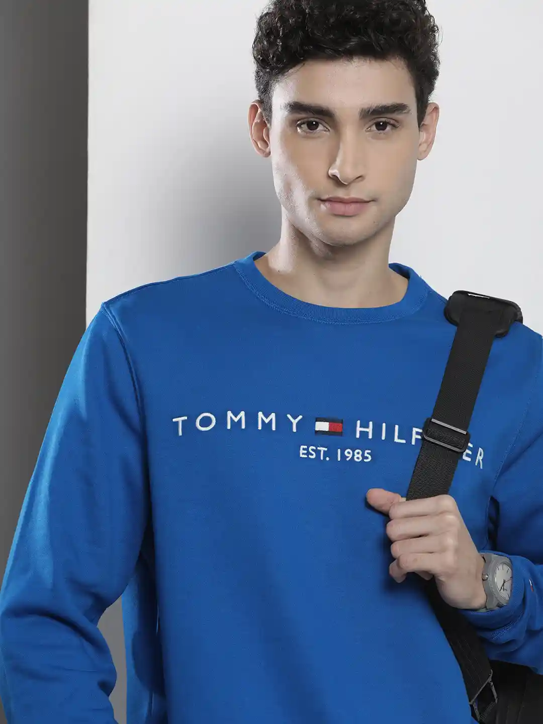 Buy Tommy Hilfiger Men Blue Embroidered Sweatshirt Sweatshirts