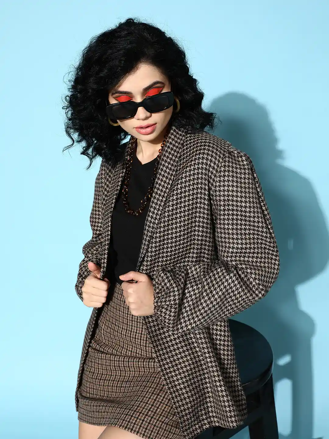 Berrylush Women Classy Black Self-Design Once Upon a Sleeve Jacket