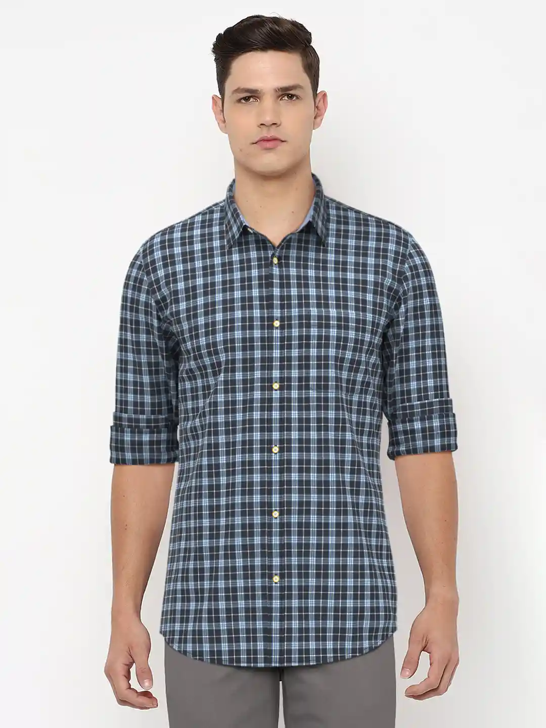 Buy Peter England Casuals Men Blue Slim Fit Checked Casual Shirt