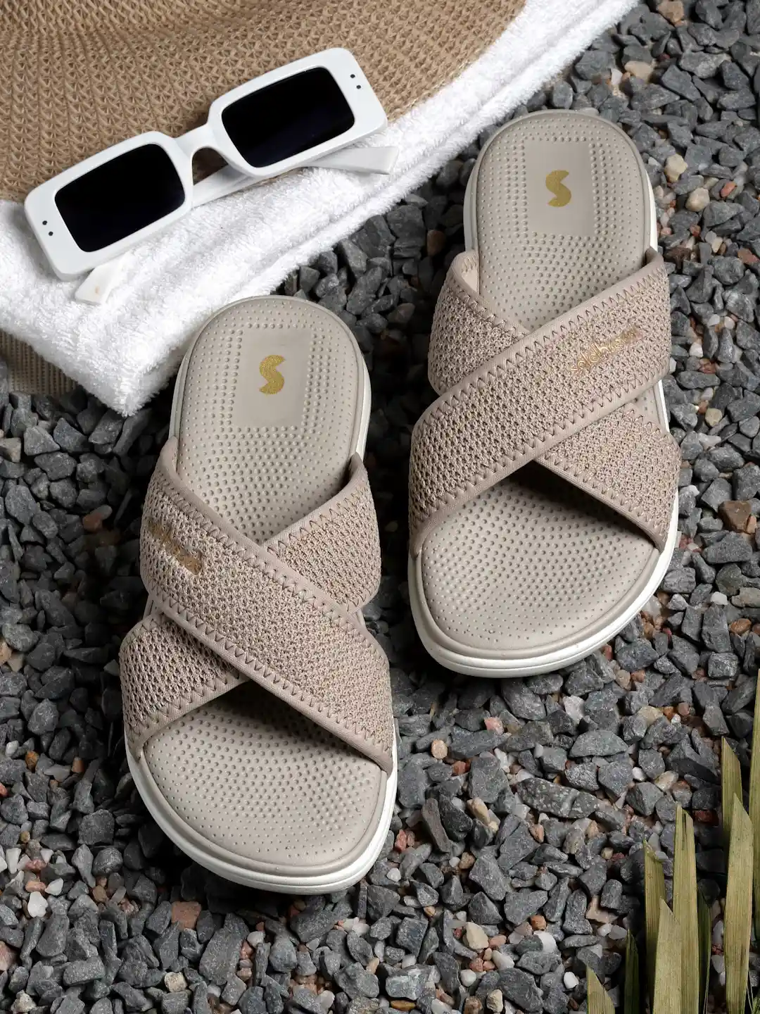 Sole Threads Grass Slippers Myntra Myntra Solethreads Slippers Myntra  Slippers