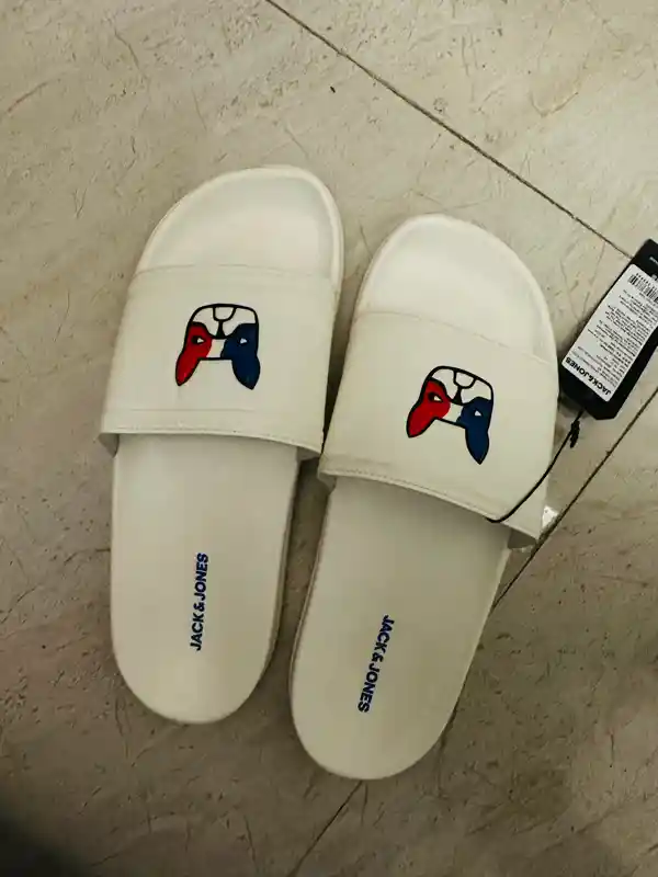 Sandal Kaws Sandal Supreme Original Kaws Supreme Kaws Yeezy Slides