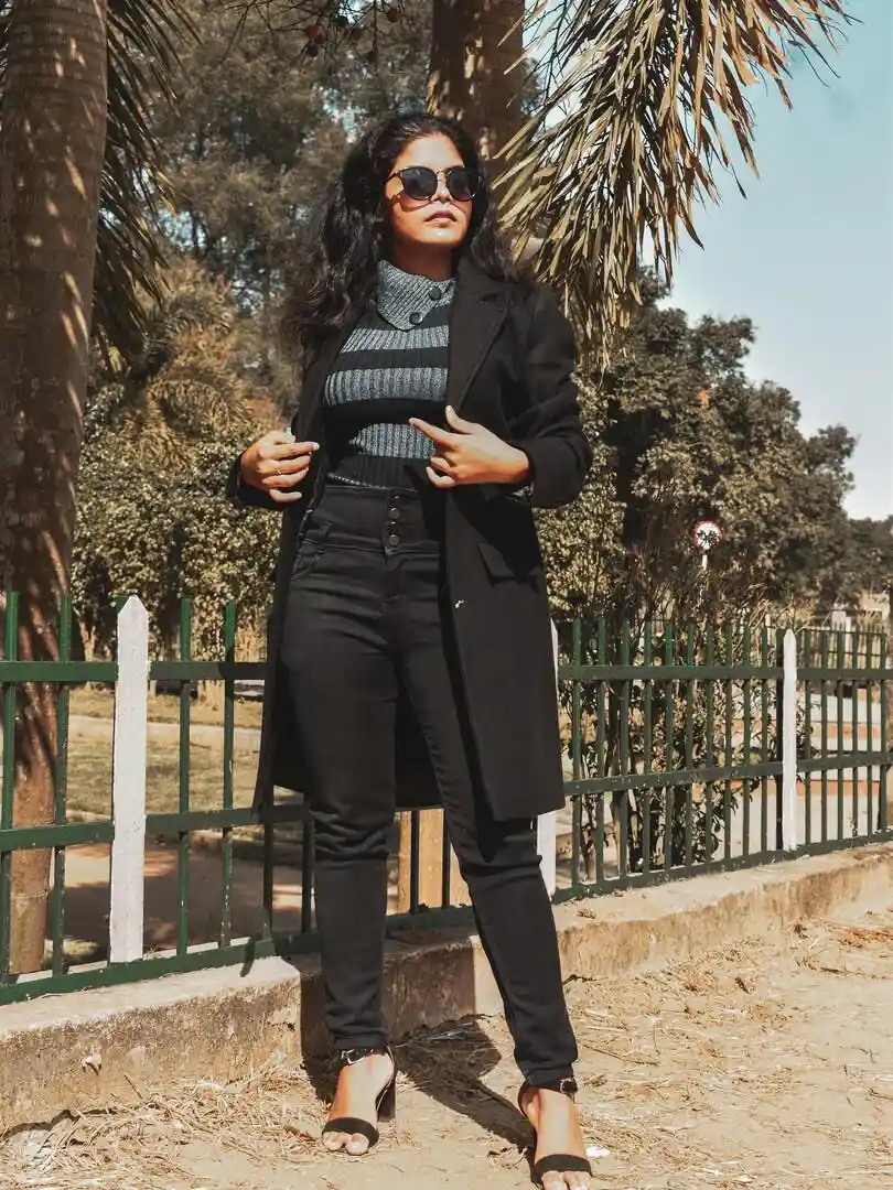 Buy DressBerry Bizwear Bizwear Women Black Single-Breasted Solid