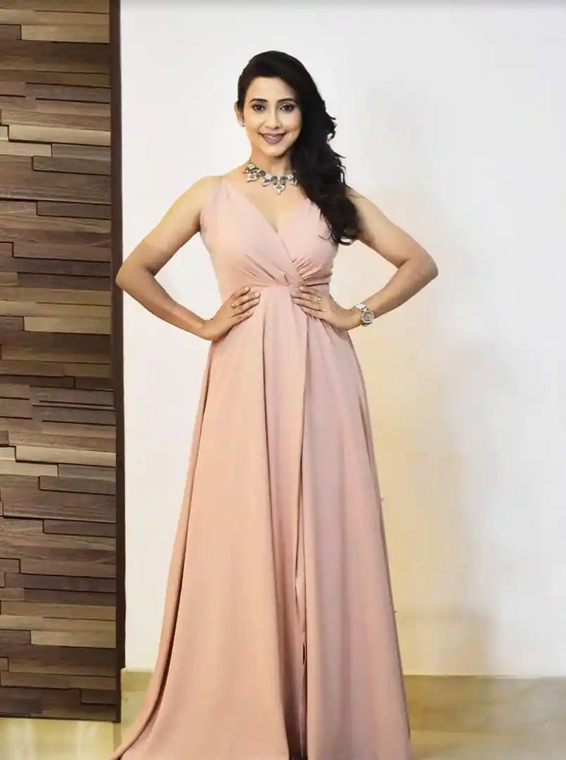 Meesho Maxi Gown For Ladies Buy Berrylush Pink Front Slit Maxi