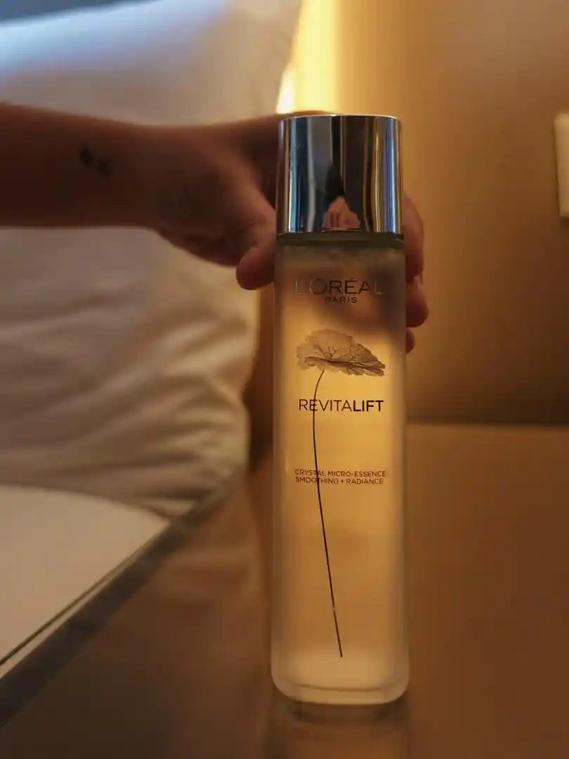 Buy L'Oreal Paris Revitalift Crystal Micro-Essence Face Serum 22