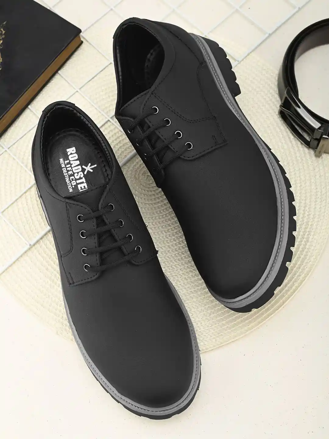 The Roadster Lifestyle Co Men Lace-Ups Derbys Shoes