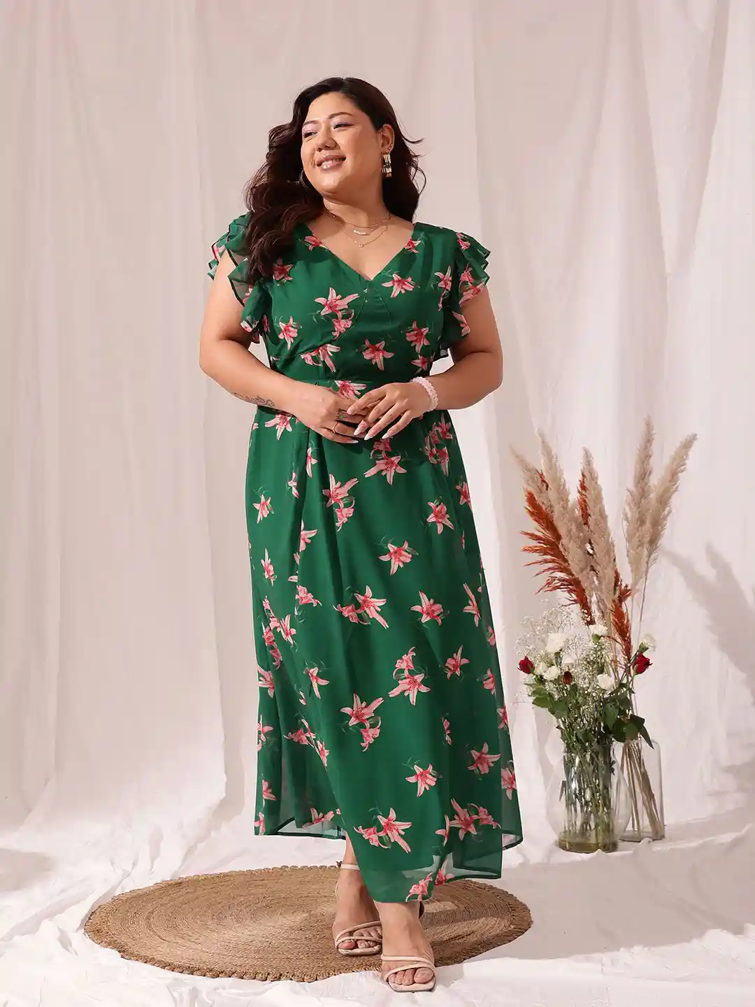 CURVY STREET Plus Size Floral Printed Flutter Sleeve Chiffon Fit Flare  Dress