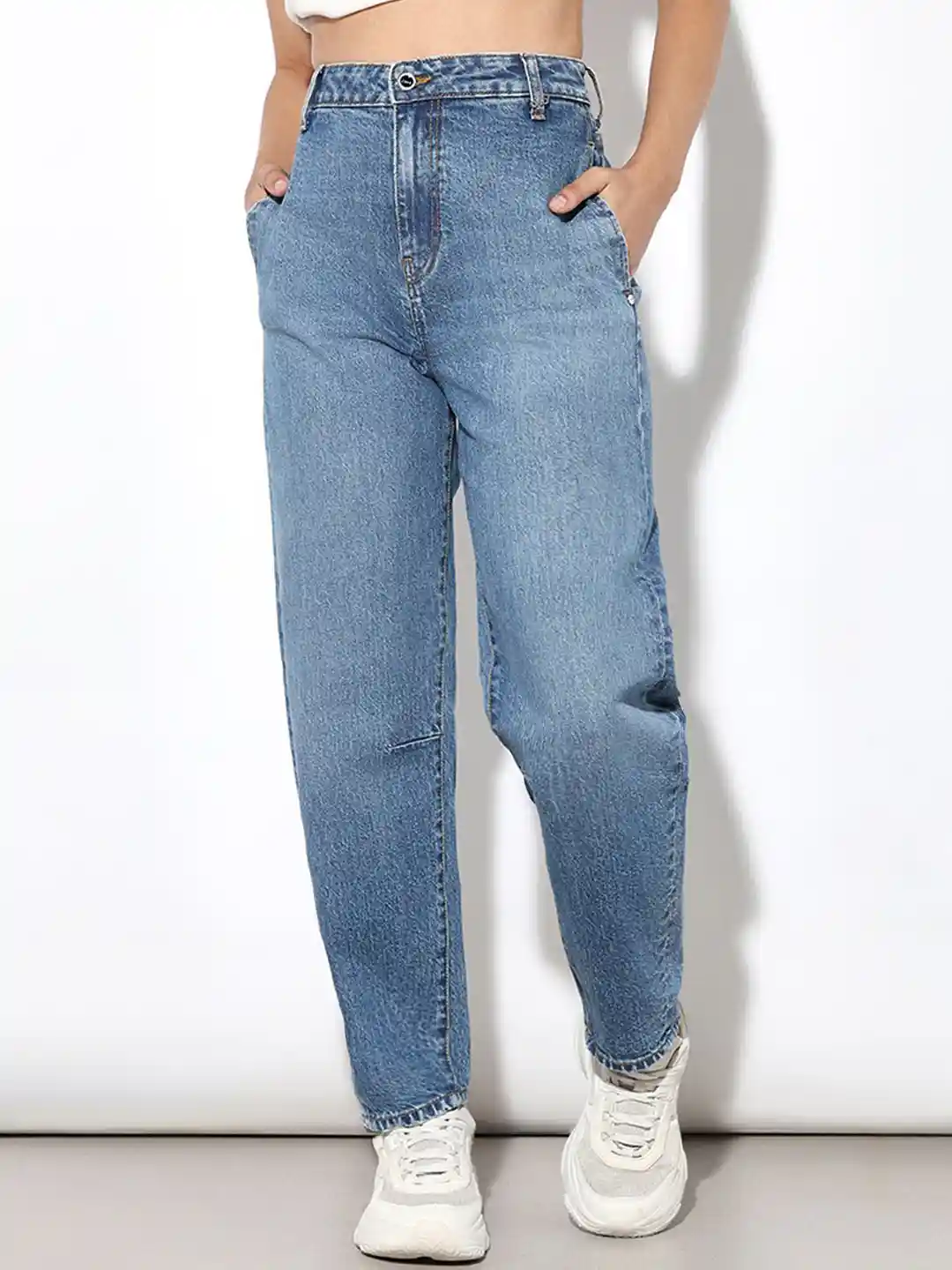 ONLY Women Baggy Slouchy Fit High-Rise Light Fade Stretchable Jeans