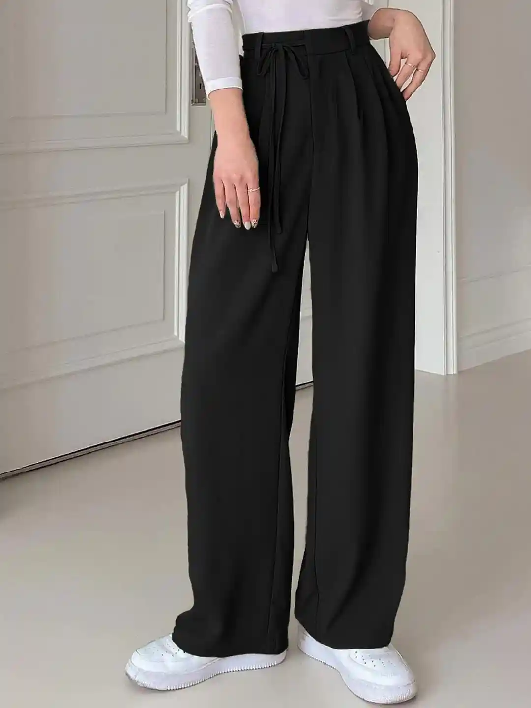 Kotty Women Cotton Relaxed Straight Leg Straight Fit High-Rise Easy Wash  Pleated Trousers