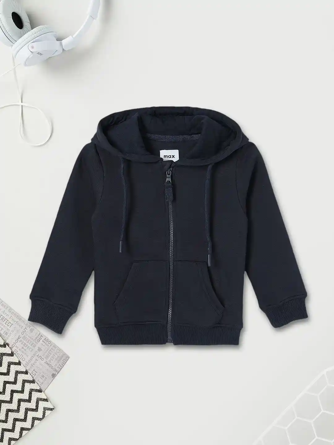 Buy max Boys Front-Open Hooded Winterwear Sweatshirt Sweatshirts