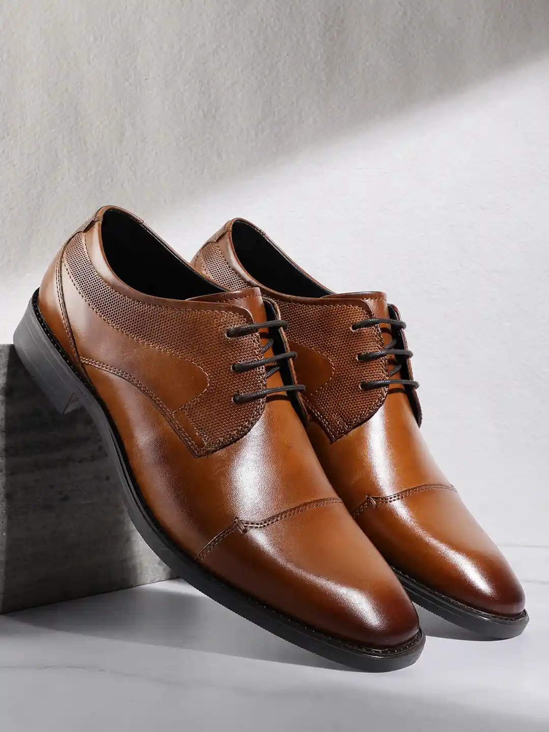 Buy Kenneth Cole Men Textured Formal Leather Derbys Formal Shoes