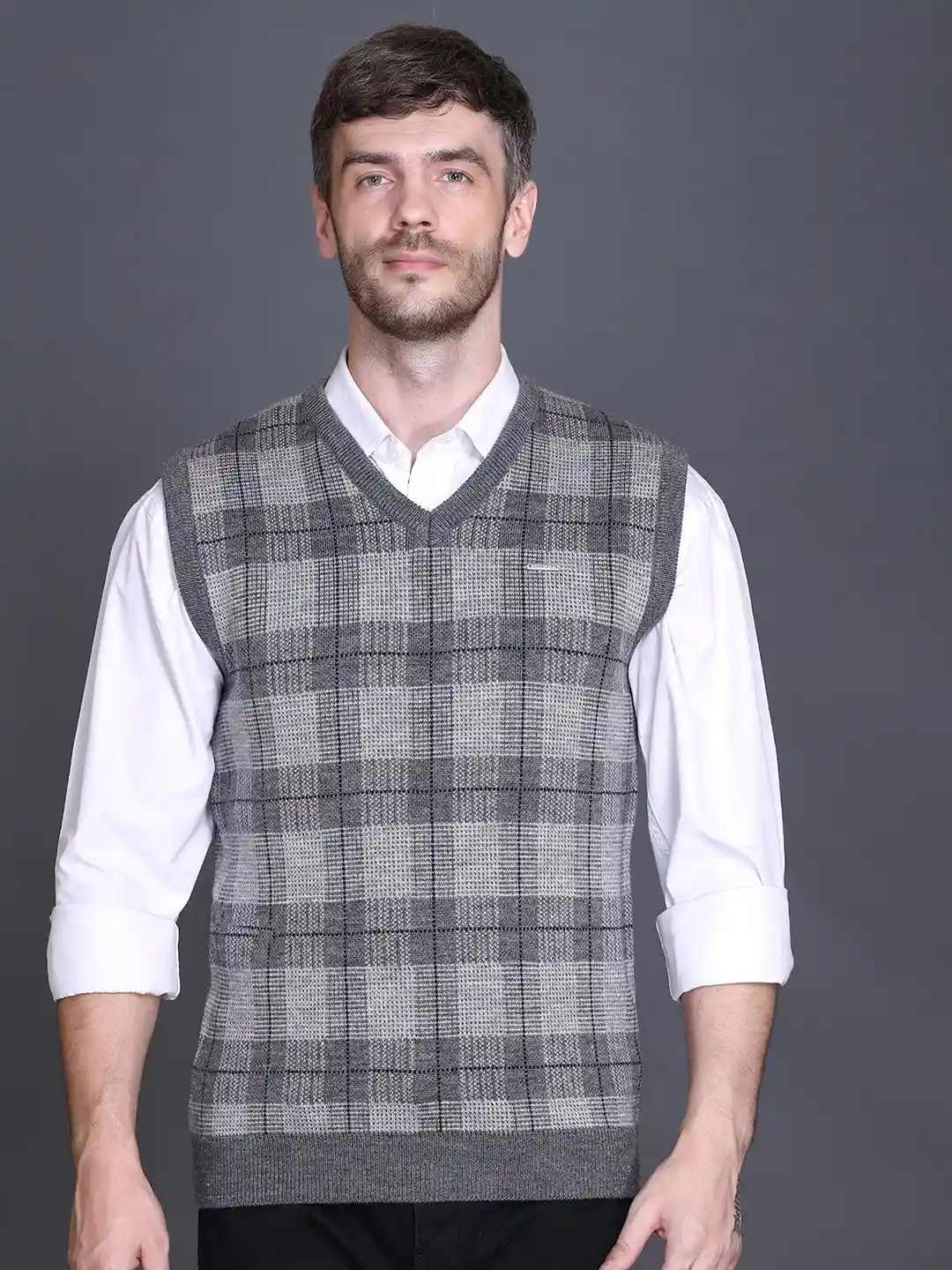 GODFREY Men Checked V-Neck Ribbed Sweater Vest