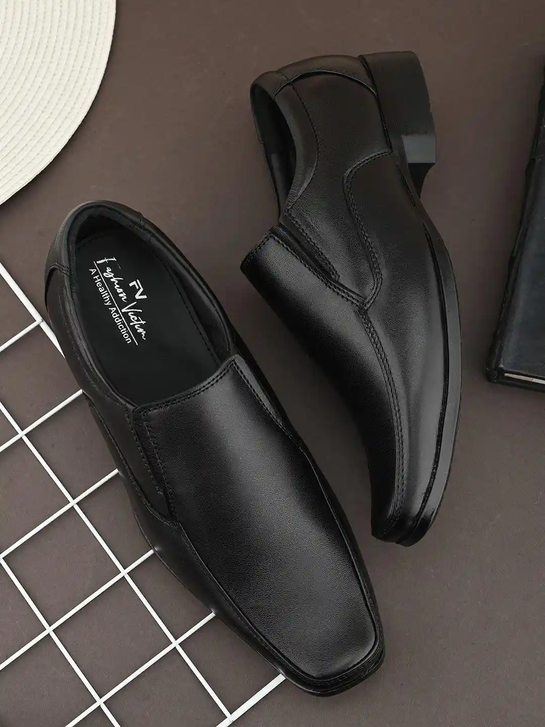 Fashion Victim Men Solid Leather Formal Slip-On Shoes