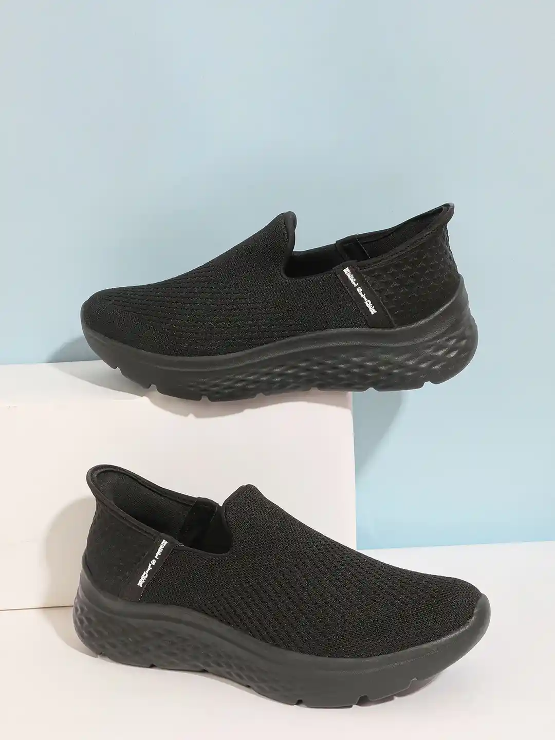 Aqualite Men Woven Design Slip-On Sneakers