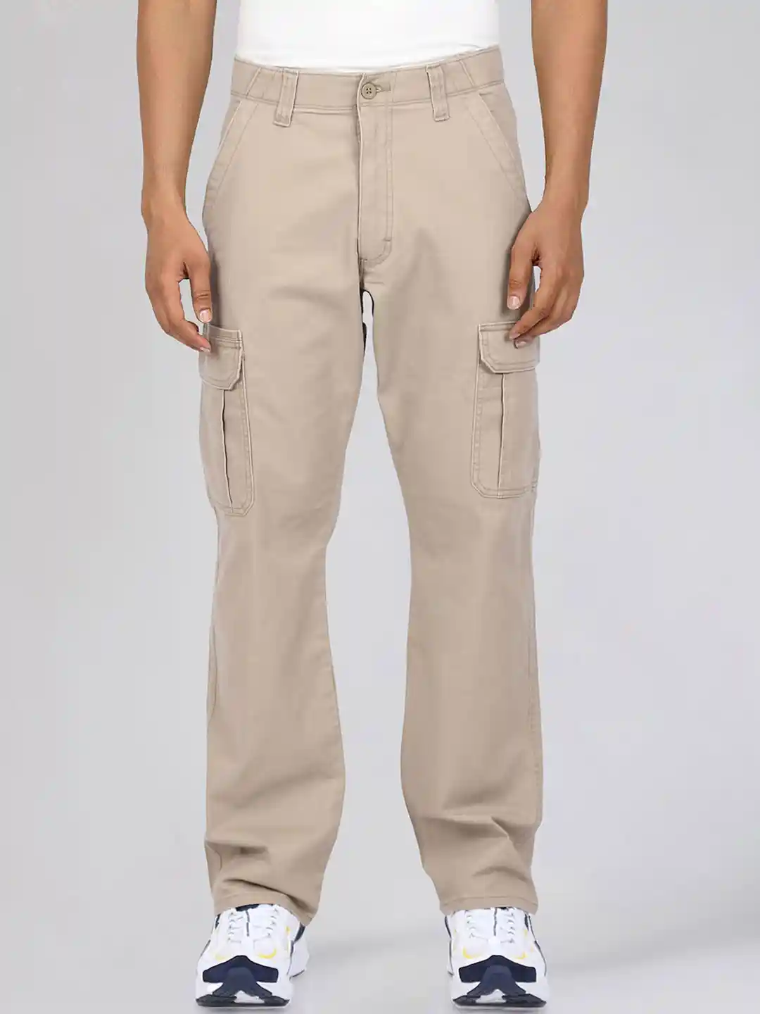 Buy Wrangler Men Relaxed Loose Fit Cargos Trousers Trousers for