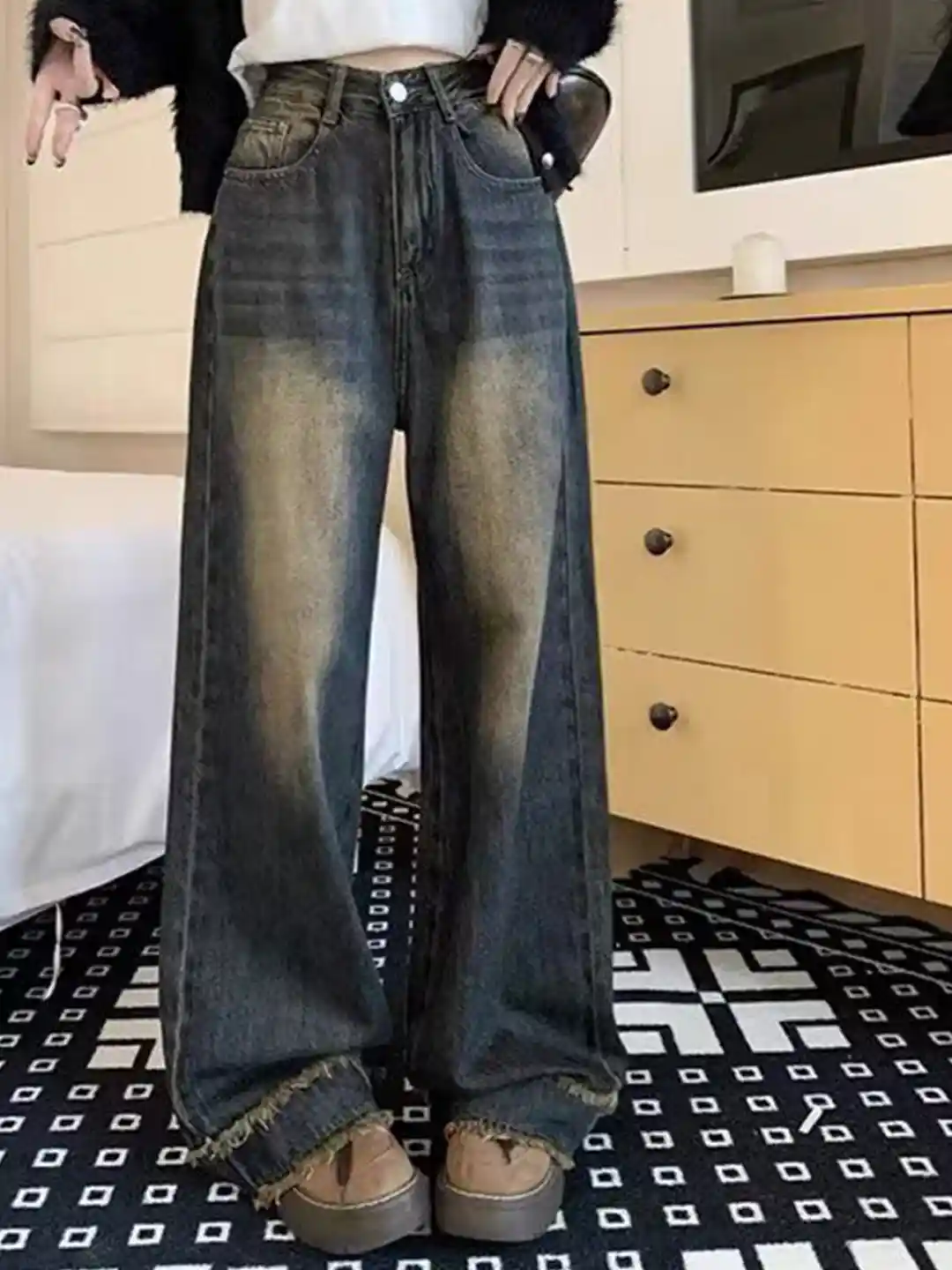 Buy StyleCast Women Straight Fit High-Rise Heavy Fade Denim Jeans