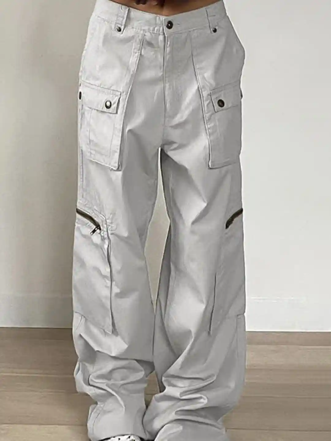 Buy LULU SKY Women Straight Fit Low-Rise Clean Look Cargo Jeans