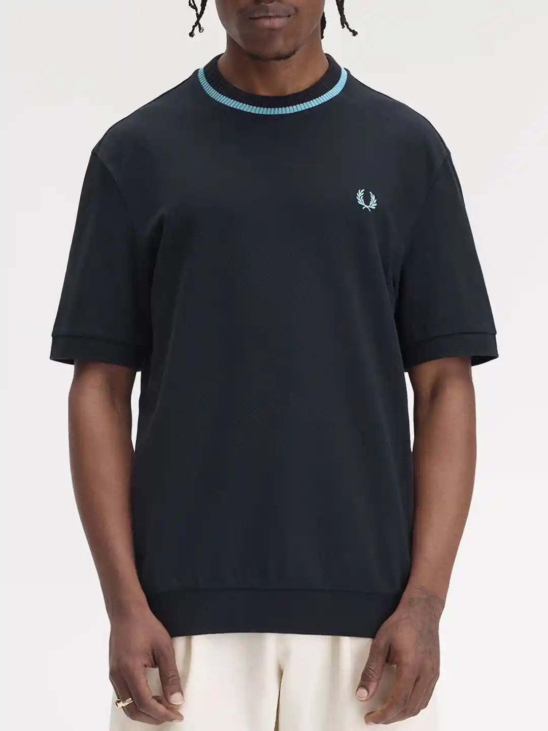Fred Perry Men Solid Round Neck Pure Cotton T-shirt
