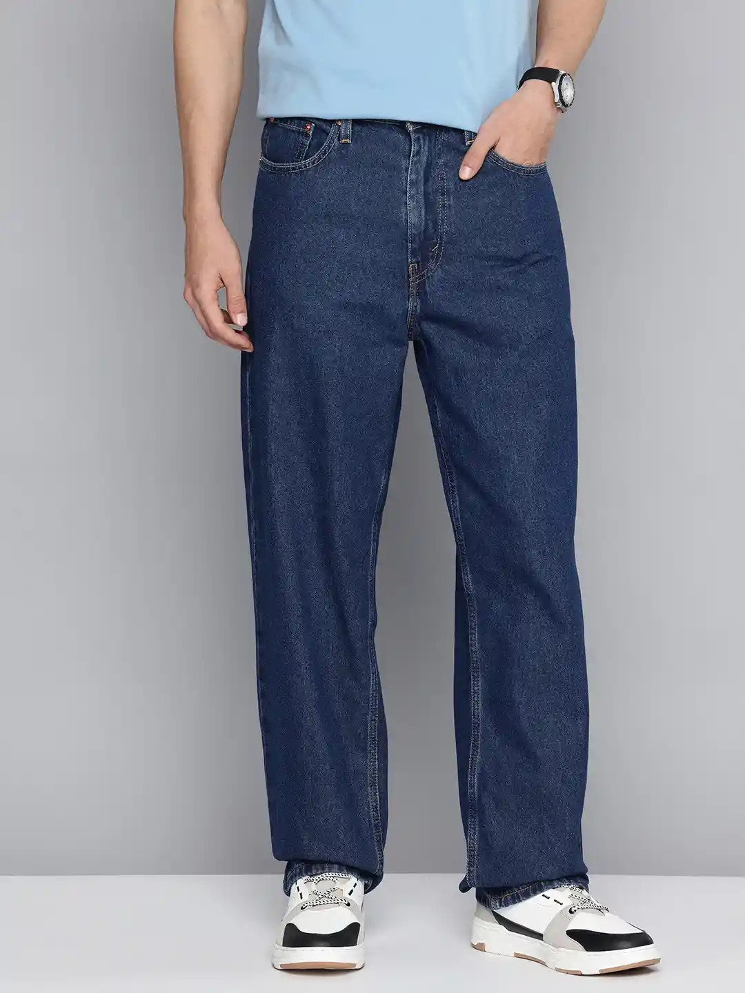 Levis Men 568 Loose Straight Fit Mid-Rise Light Fade Pure Cotton Jeans