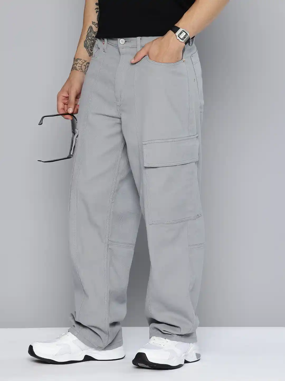 Levis Men Baggy Pure Cotton Cargo Style Jeans