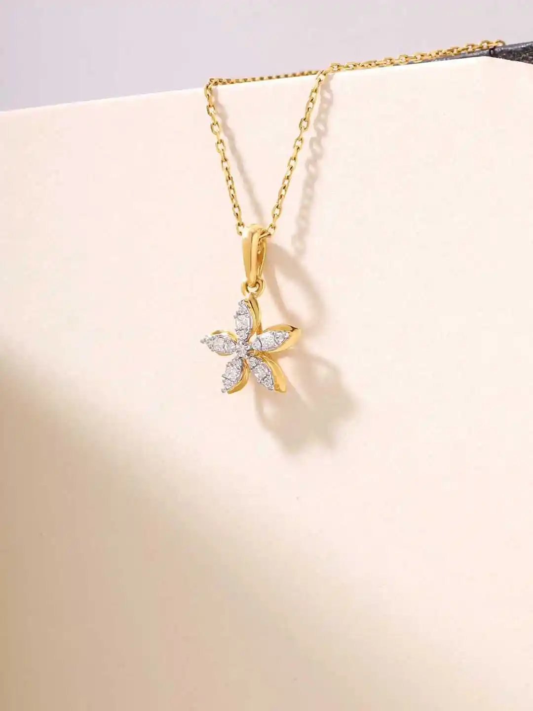Buy Mia by Tanishq 18KT Gold Diamond Twinkling Fleur Pendant