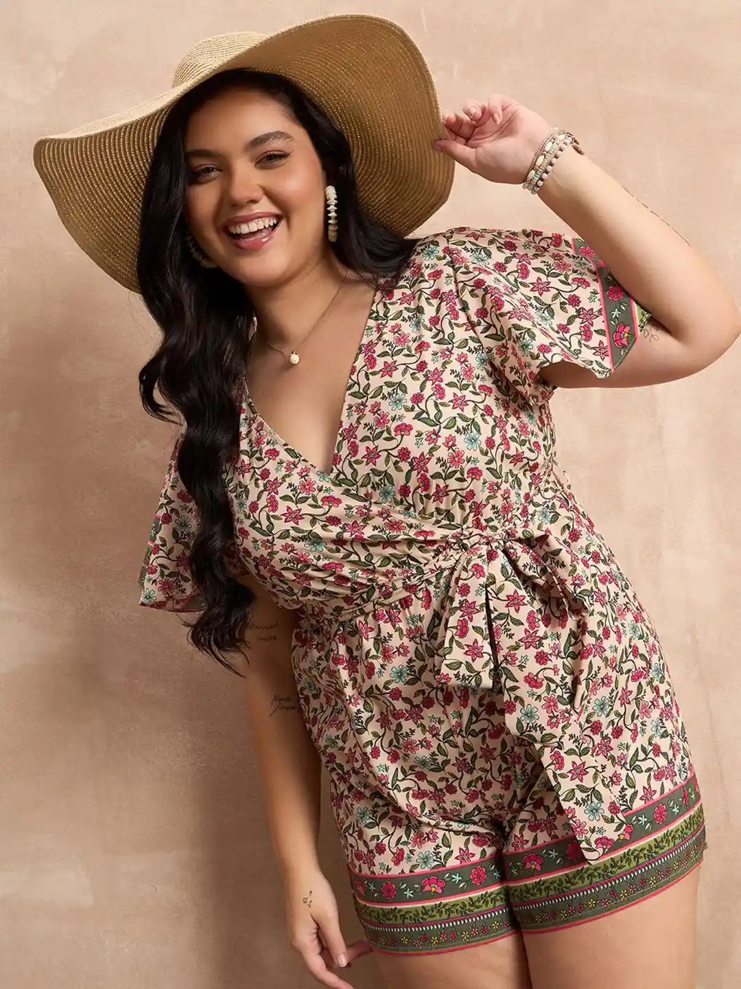 Buy Berrylush Curve Women Plus Size Floral Printed V Neck Tie-up