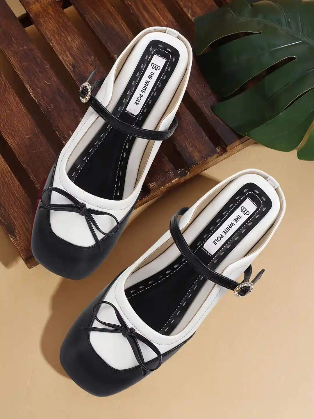 THE WHITE POLE Women Mary Jane Mules Flats