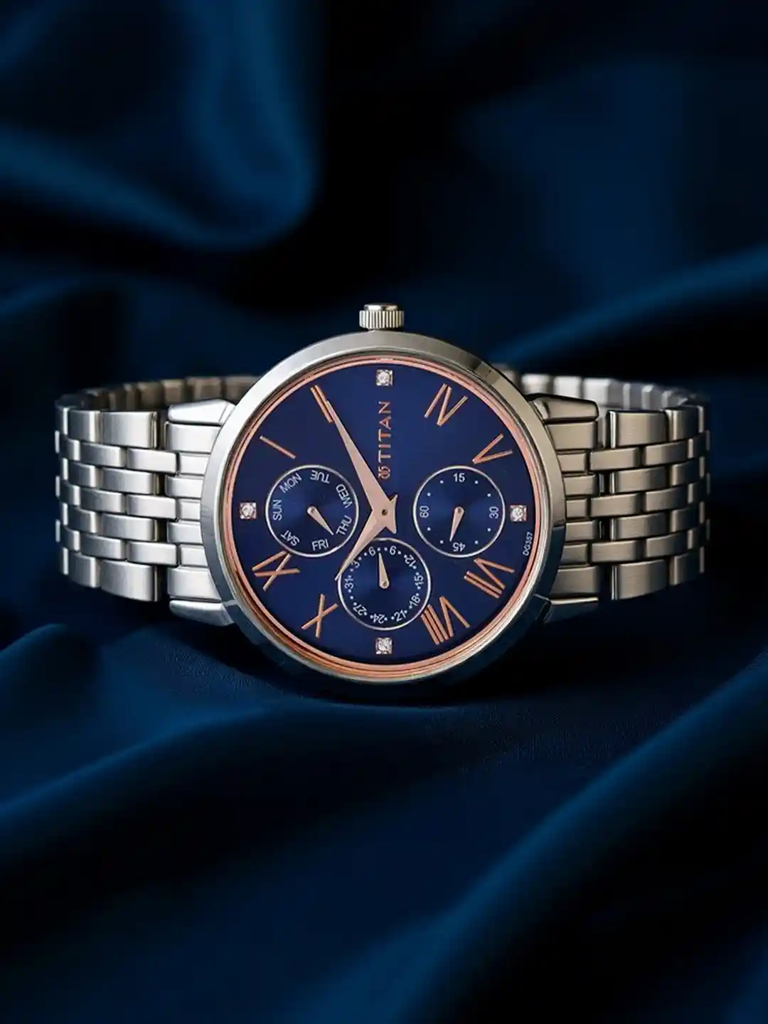 Titan Women Navy Blue Multifunction Analogue Watch 2569SM01