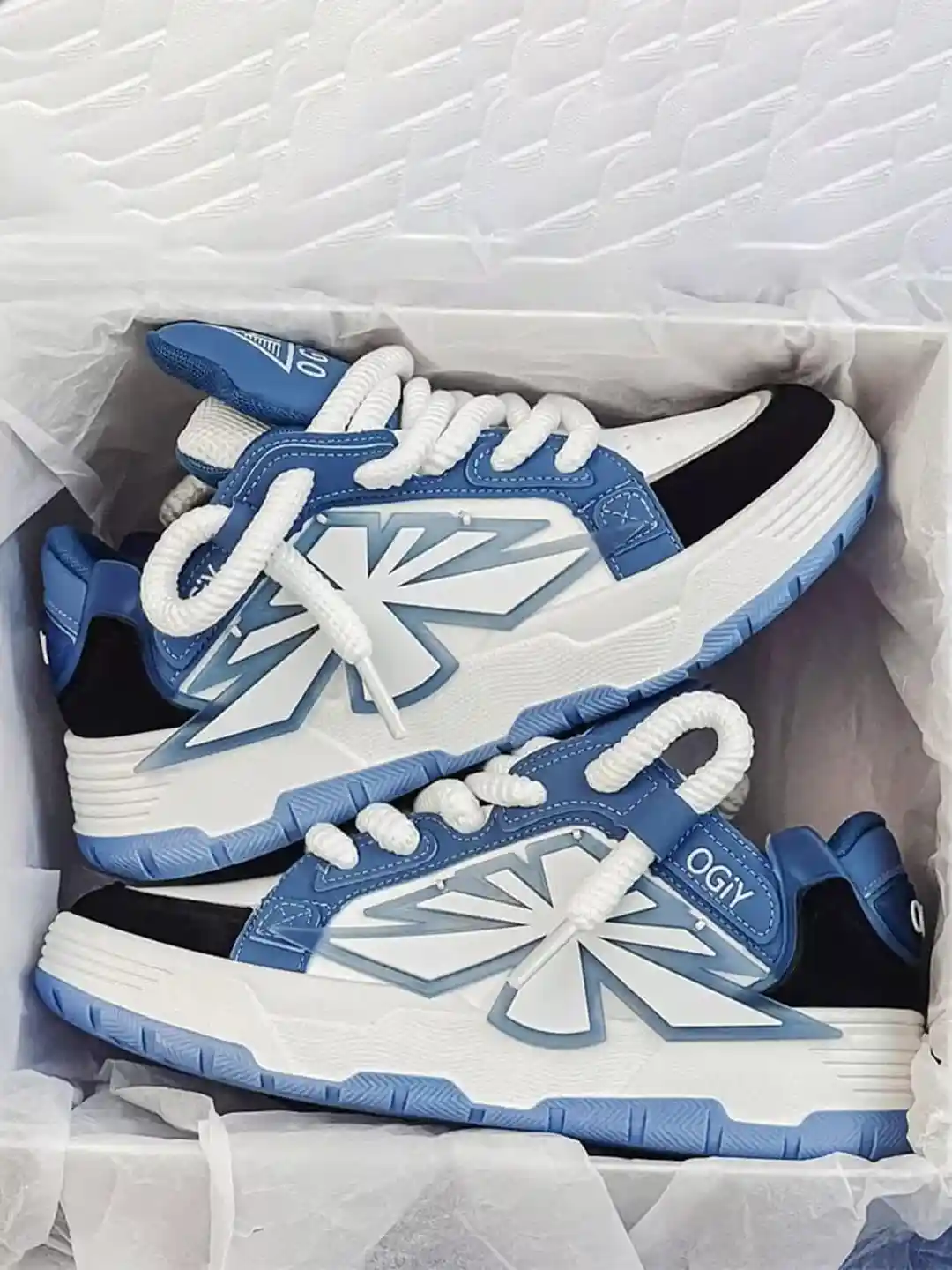 Buy Z BLUE Men Colourblocked Lace-Ups Round Toe Sneakers - Casual