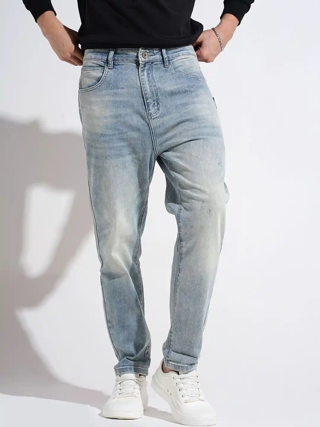 SHOWOFF Men Jean Straight Fit Low-Rise Light Fade Bleached Stretchable Jeans