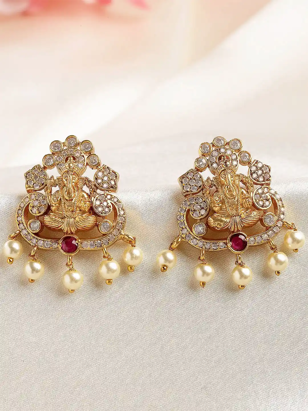 KARATCART Gold-Plated Studs Earrings
