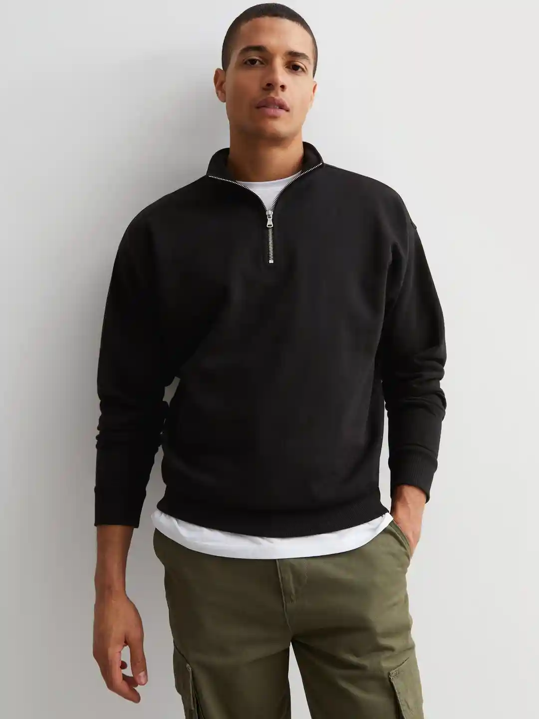 Buy Roadster Men Black Regular Cotton Fleece Full Sleeve Half