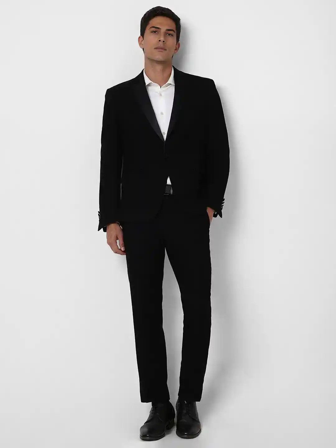 Buy Van Heusen Men Slim-Fit Single-Breasted Two-Piece Suits