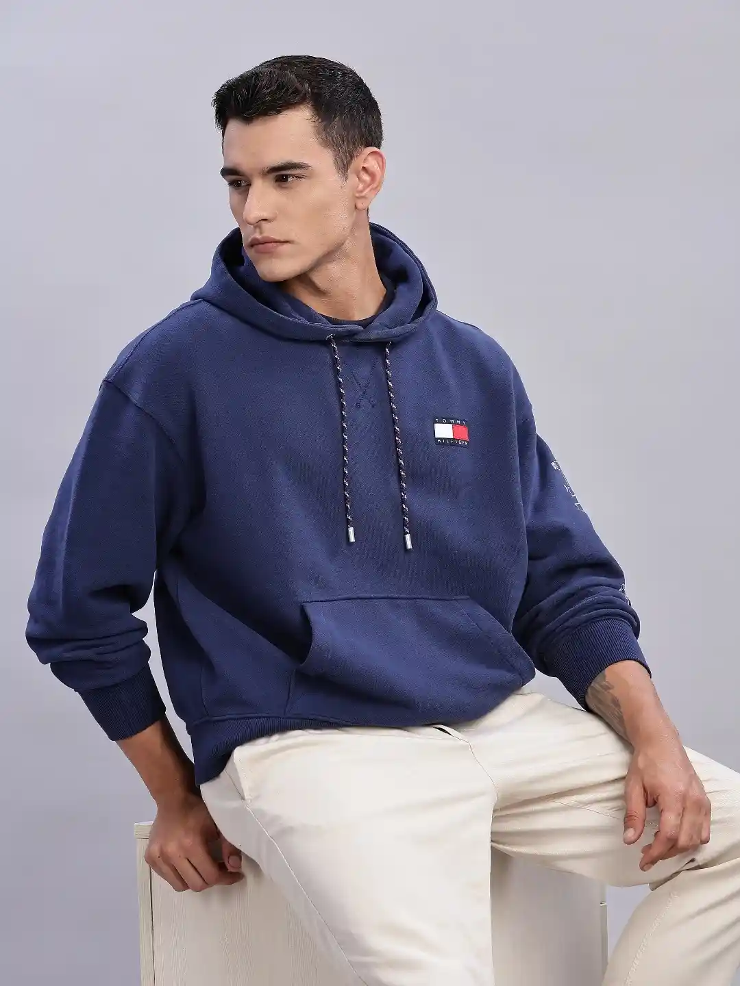 Buy Tommy Hilfiger Men Printed Hooded Sweatshirt Sweatshirts for