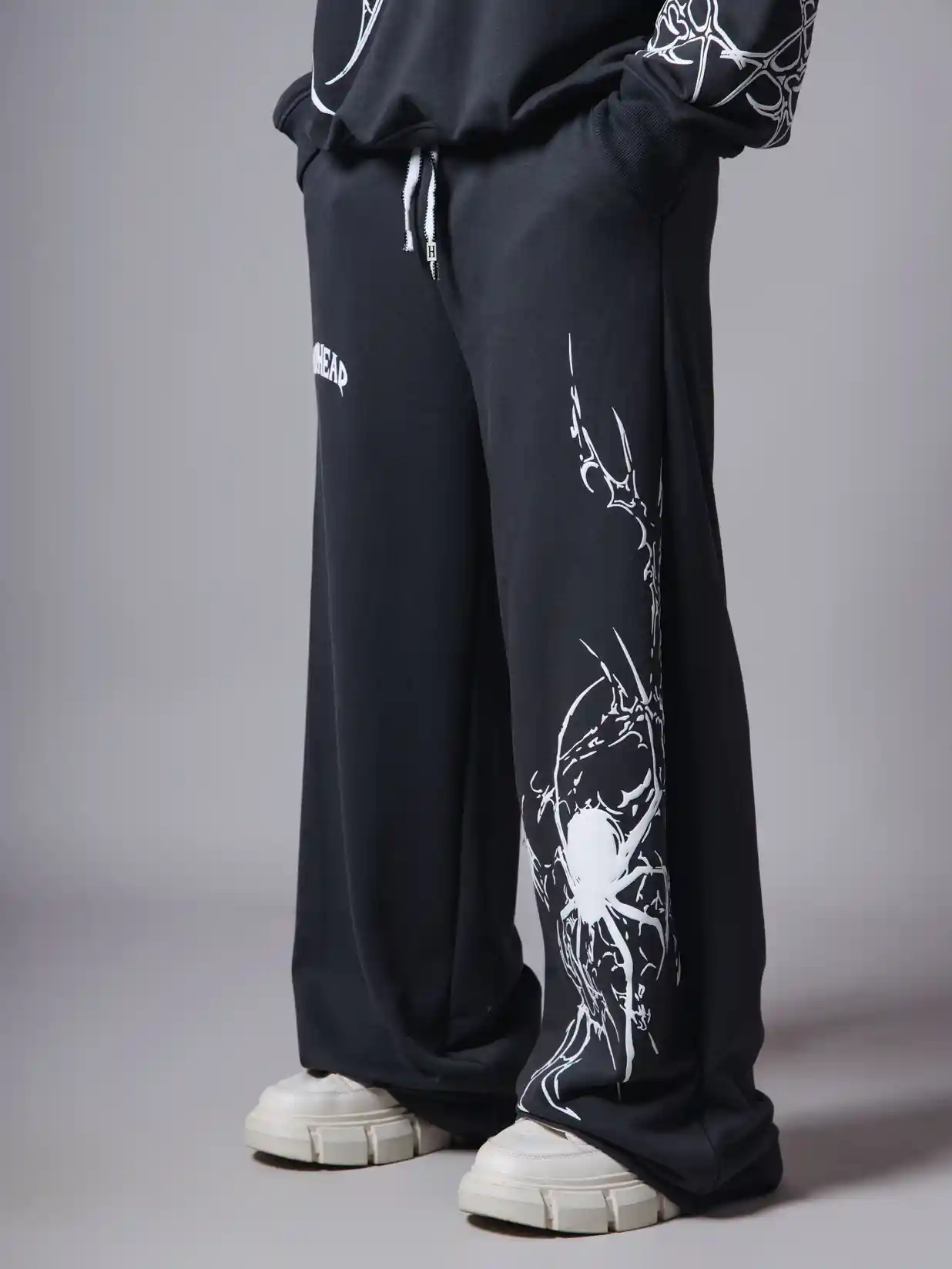 ekhtoHWb_739dfda403a745649b704