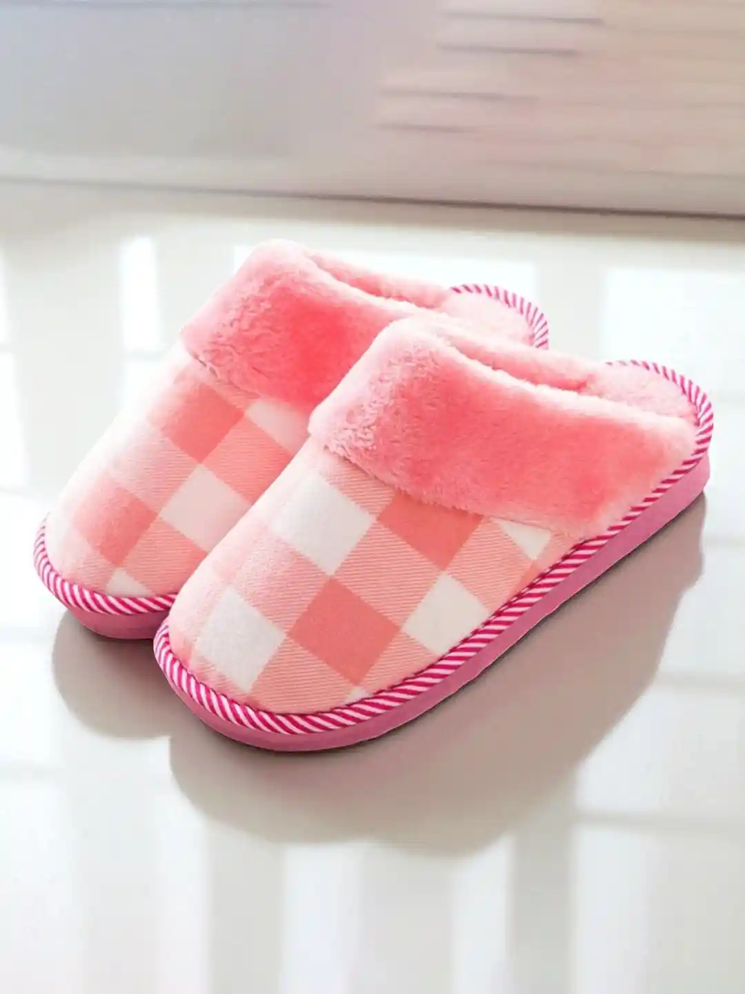 Buy WOLVESDEN Women Winter Fur Room Slippers Flip Flops for