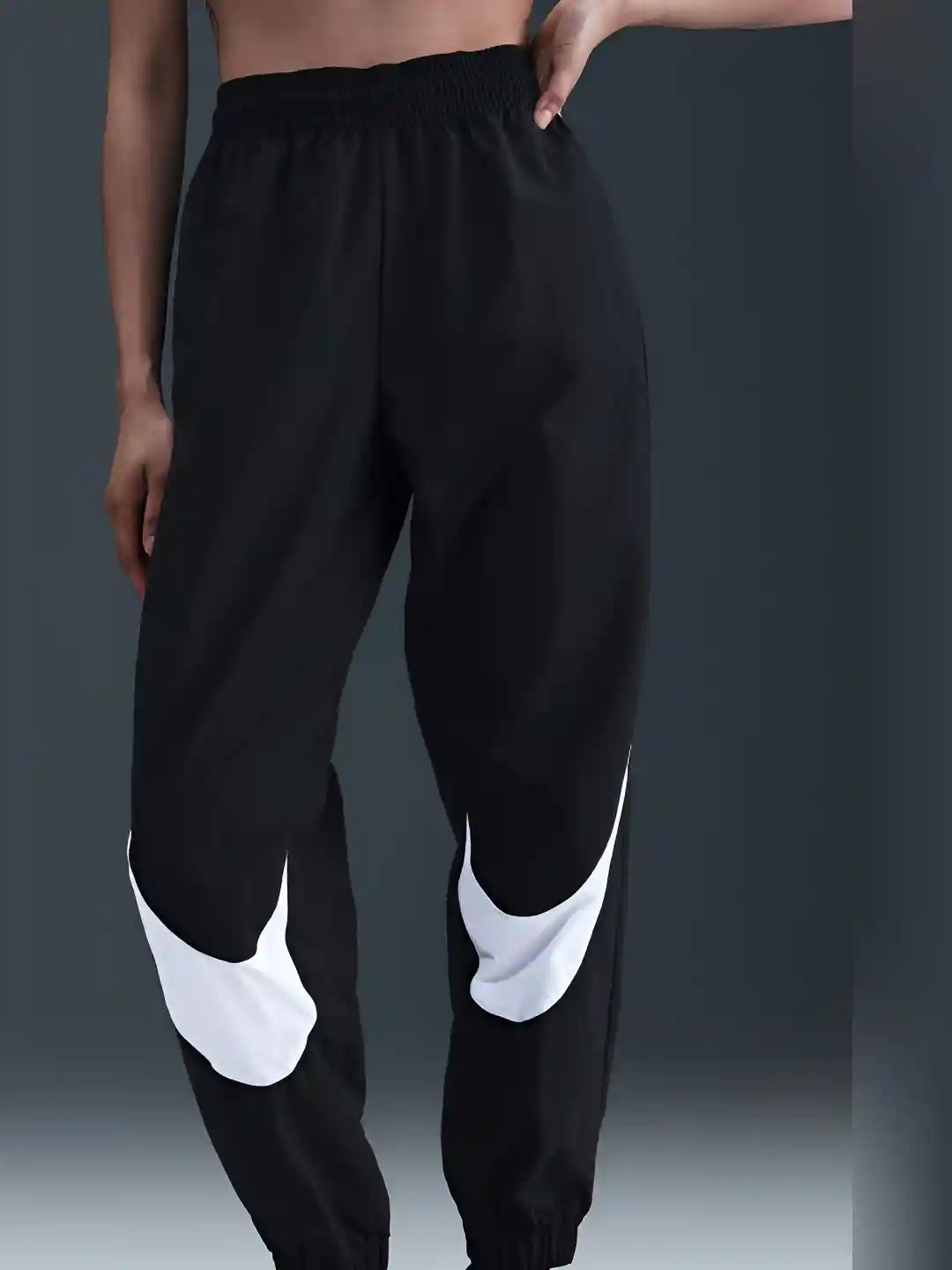 Nike Sportswear Women's Mid-Rise Joggers